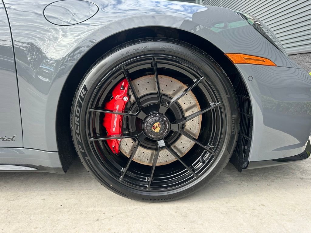 Certified 2026 Porsche 911 Carrera 4 GTS AWD/4WD image 16