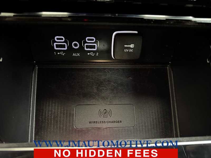 Used 2023 Jeep Grand Cherokee Altitude AWD/4WD image 38