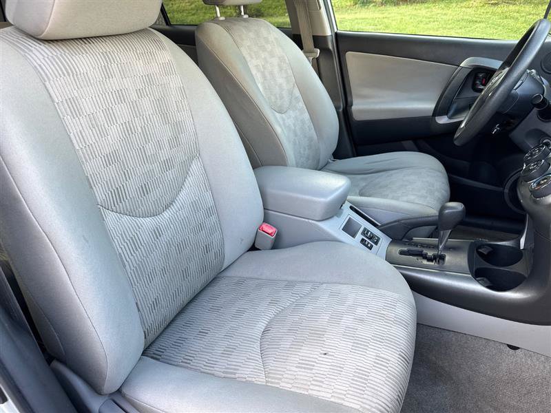 Used 2012 Toyota RAV4 4WD w/ Value Pkg image 37