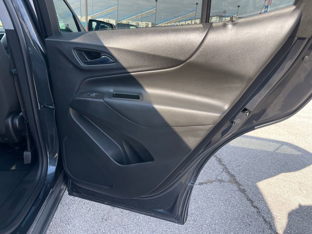 Used 2023 Chevrolet Equinox LT image 18