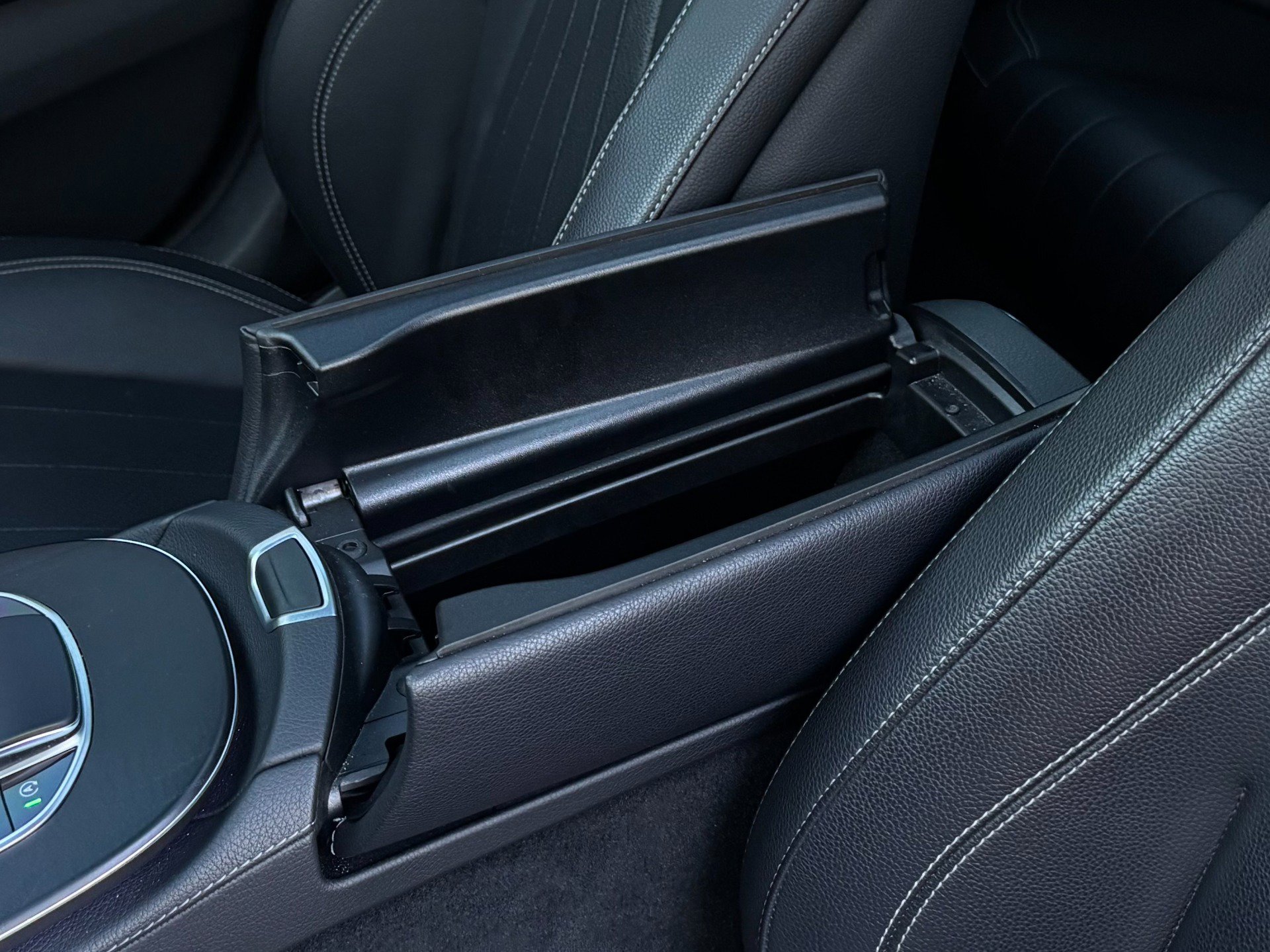 Used 2022 Mercedes-Benz E 350 Sedan image 14