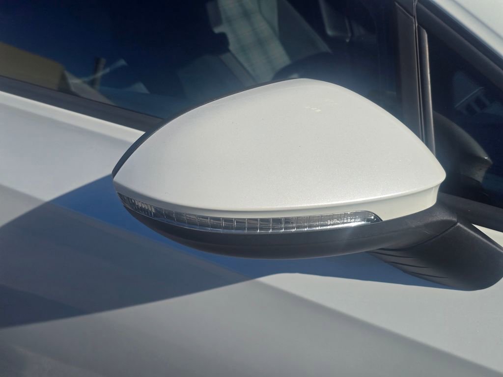 Used 2023 Volkswagen GTI Autobahn image 25