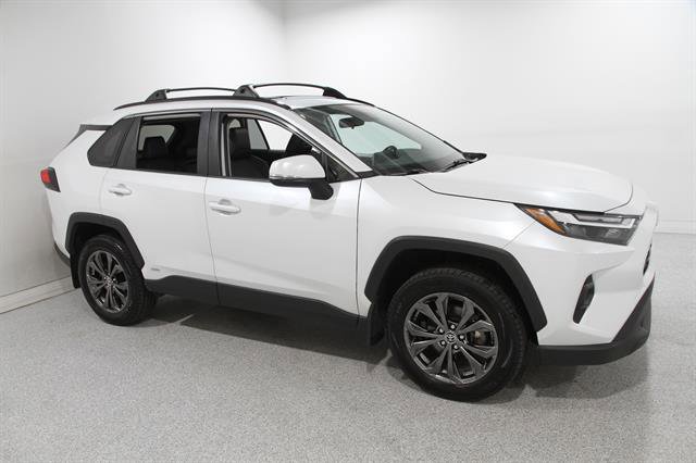 Used 2024 Toyota RAV4 XLE Premium w/ Weather Package AWD/4WD image 1