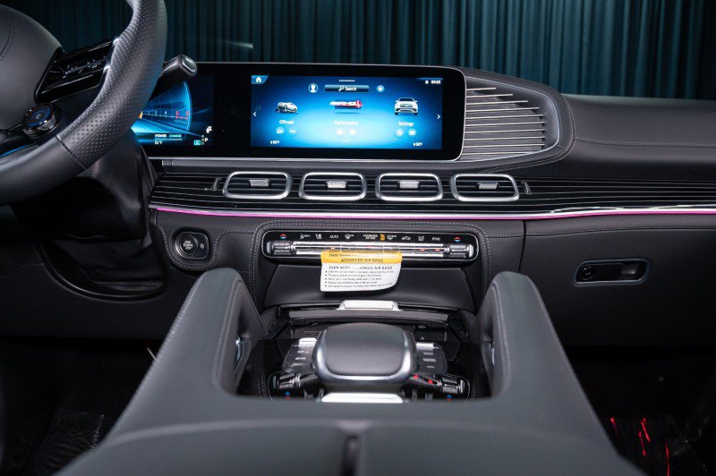 New 2026 Mercedes-Benz GLE 53 AMG 4MATIC Coupe image 21