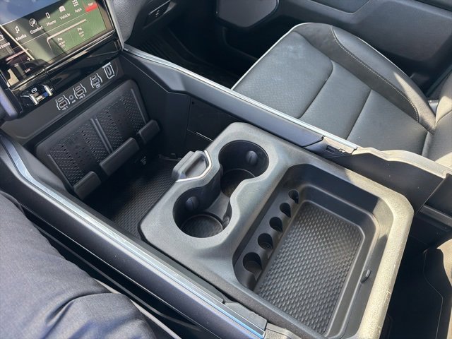 Used 2025 RAM 1500 Laramie w/ Night Edition image 24