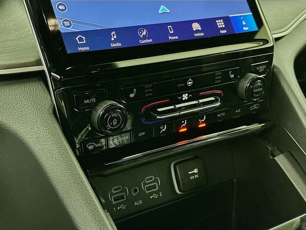 New 2025 Jeep Grand Cherokee L Limited w/ Black Appearance Package image 22