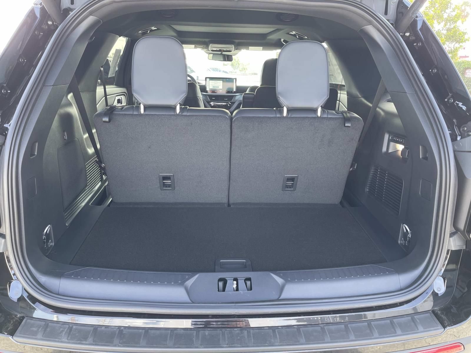 New 2026 Ford Explorer ST w/ Sun And Sound Package AWD/4WD image 7