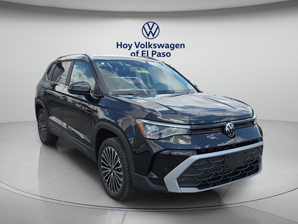 New 2026 Volkswagen Taos SE FWD image 1
