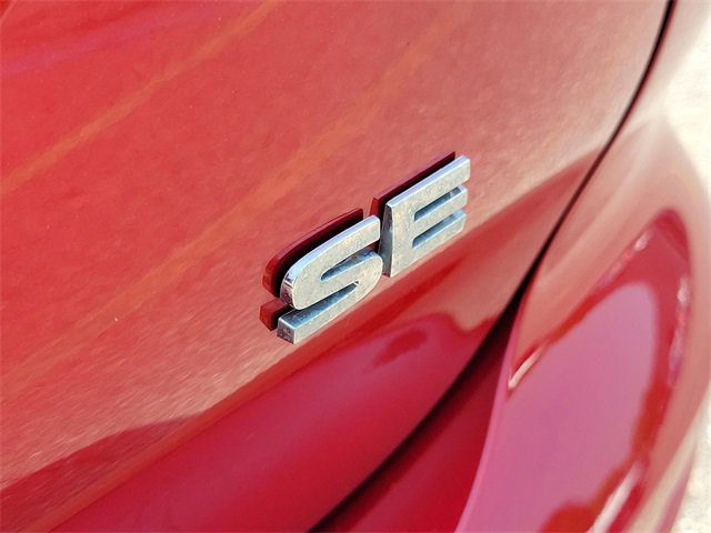 Used 2023 Mitsubishi Outlander SE Black Edition image 6