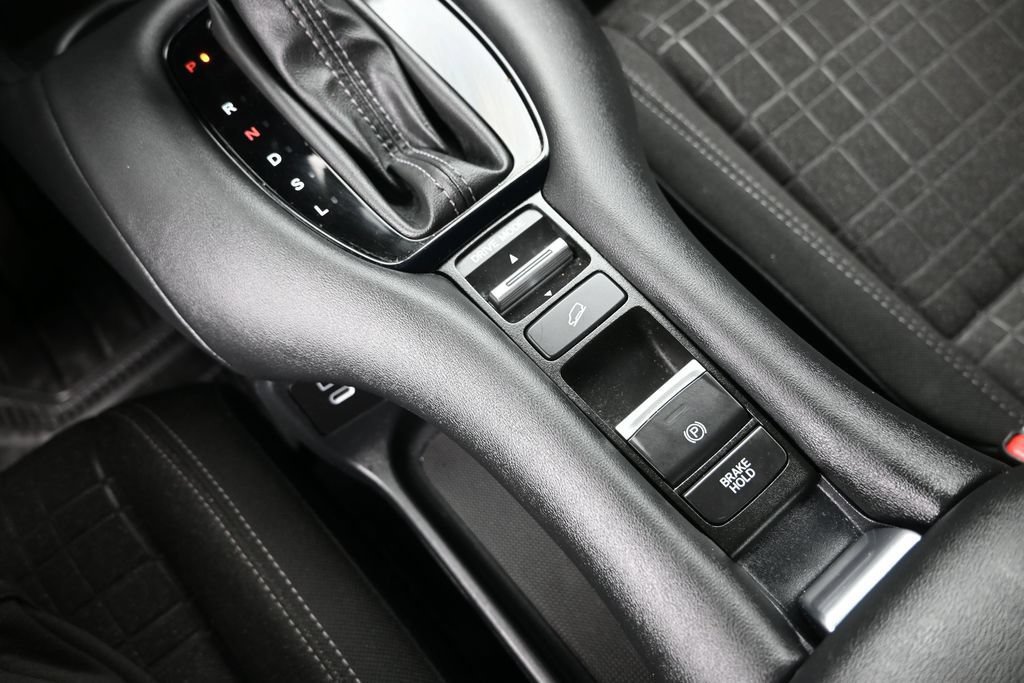 Certified 2024 Honda HR-V LX image 24