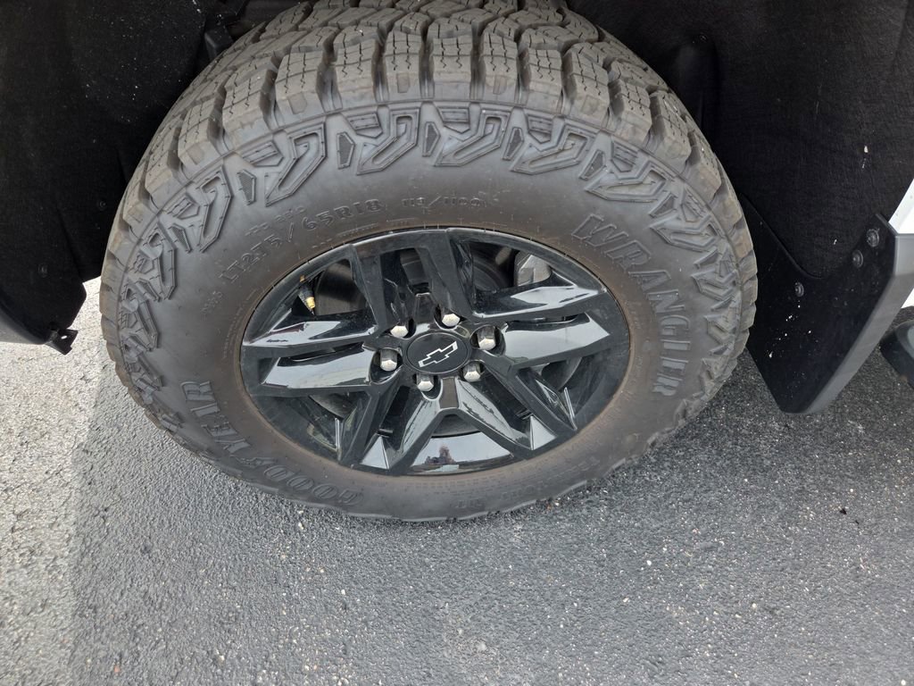 Certified 2024 Chevrolet Silverado 1500 LT Trail Boss w/ Convenience Package II AWD/4WD image 31