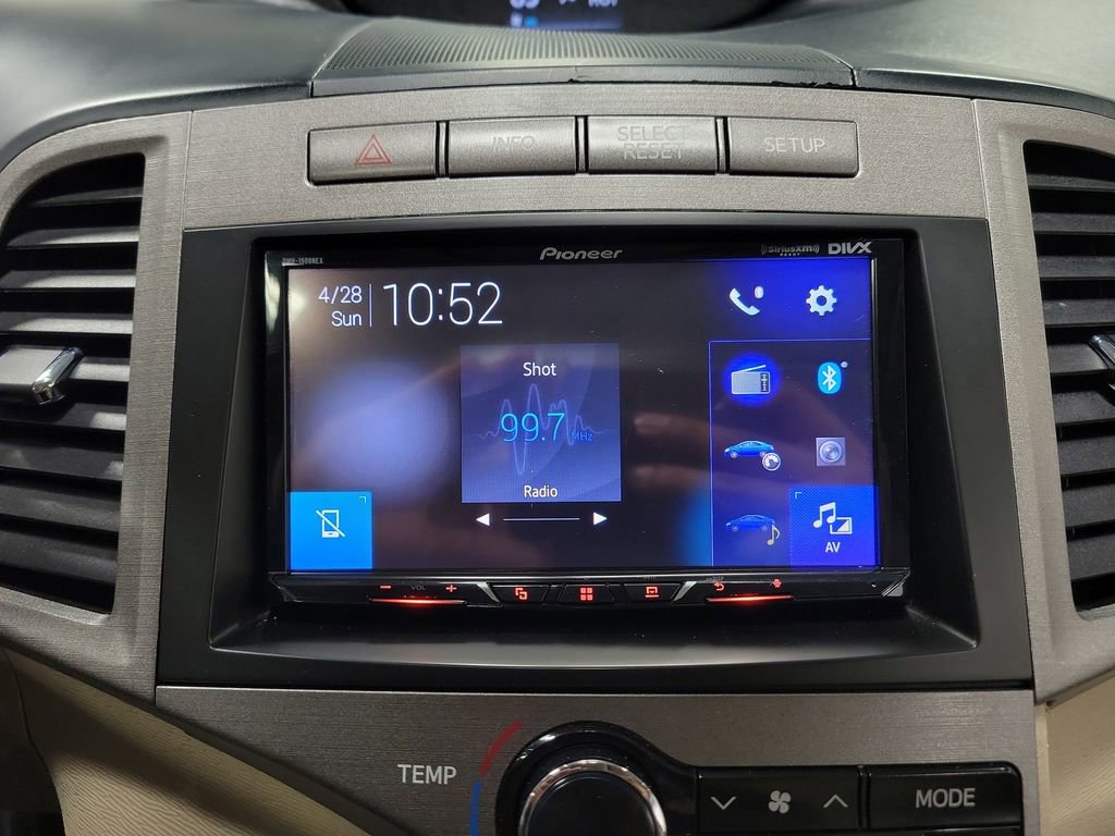 Used 2013 Toyota Venza XLE image 19