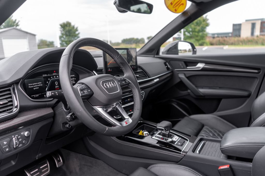 Used 2024 Audi SQ5 Prestige AWD/4WD image 21