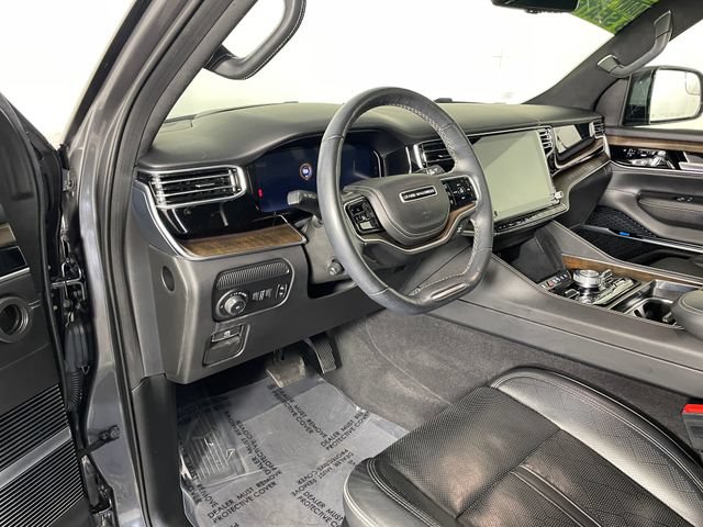 Certified 2022 Jeep Grand Wagoneer Series II w/ Convenience Group III AWD/4WD image 3
