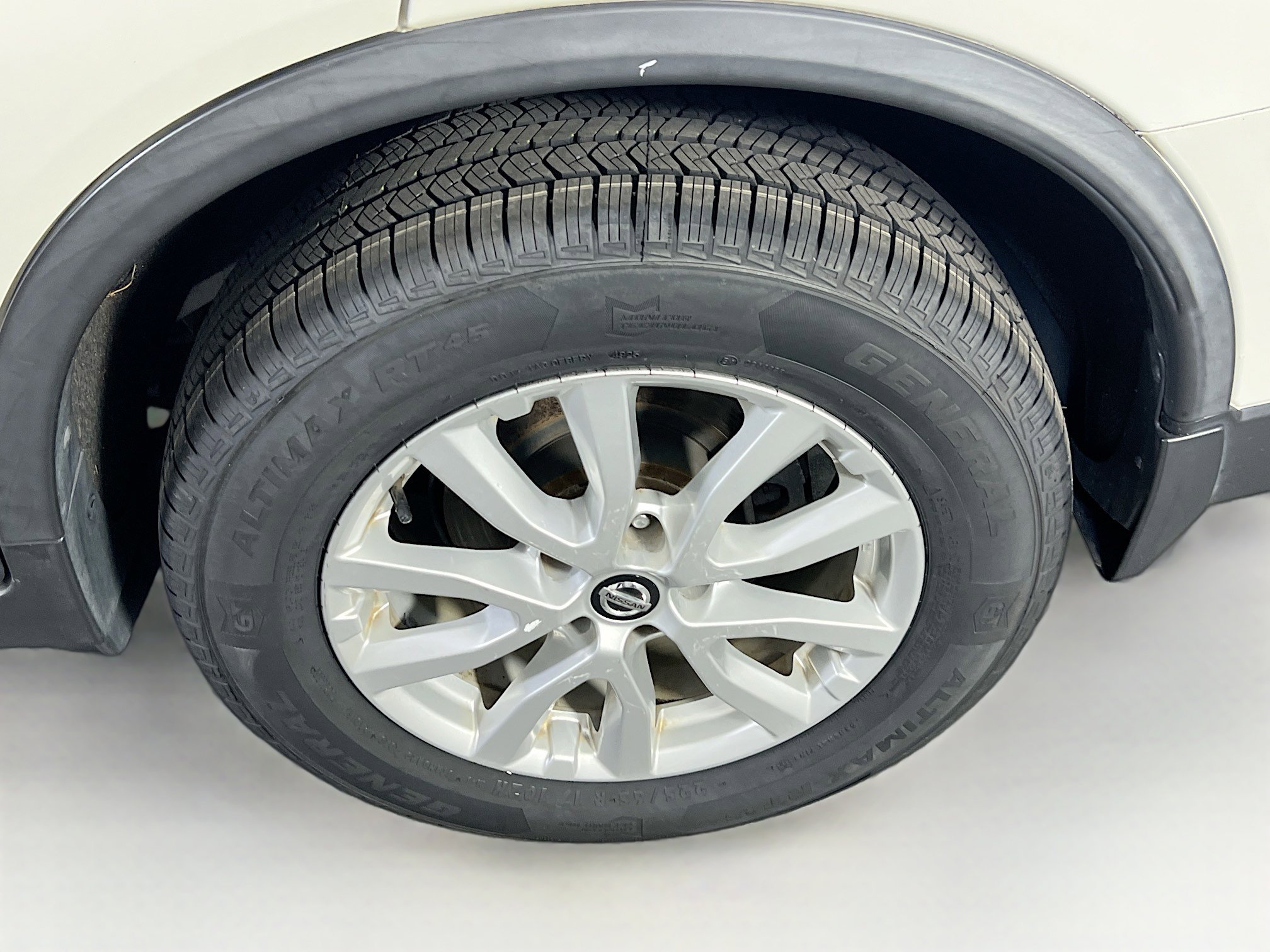 Used 2020 Nissan Rogue SV image 29