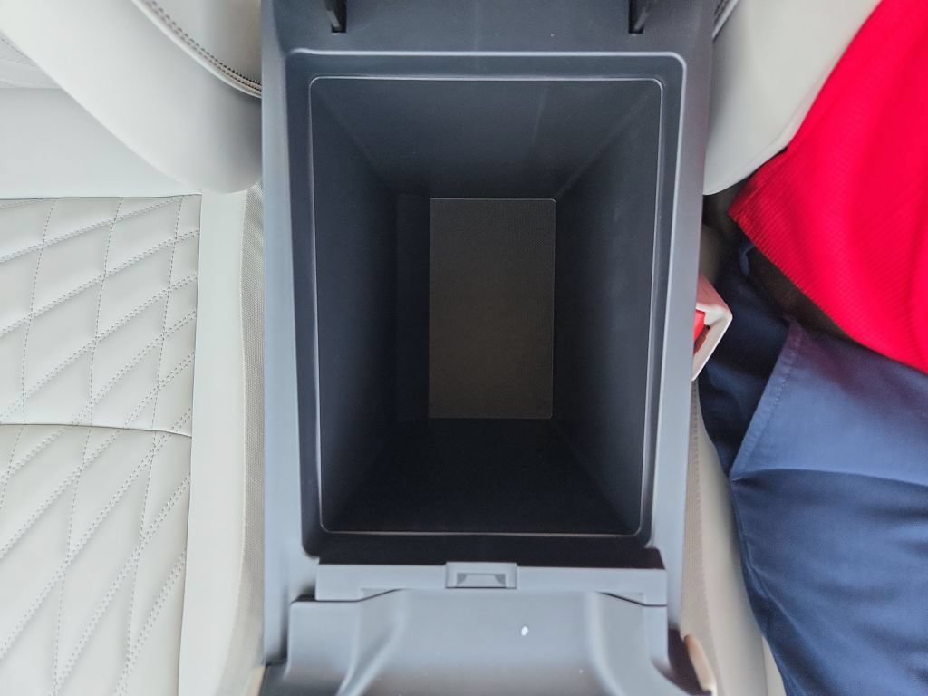 New 2026 Nissan Sentra SL w/ Floor Mat Package FWD image 28