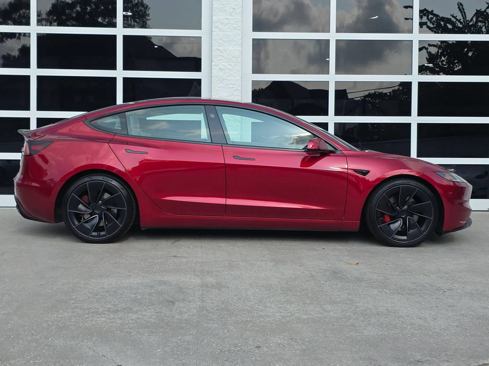 Used 2025 Tesla Model 3 Performance AWD/4WD image 3