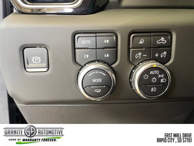 Used 2025 GMC Sierra 1500 Denali w/ Technology Package AWD/4WD image 9