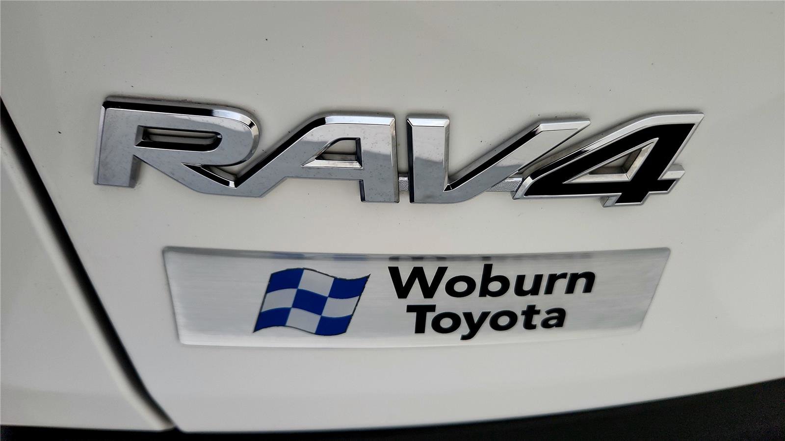 Certified 2023 Toyota RAV4 XLE w/ Convenience Package image 13