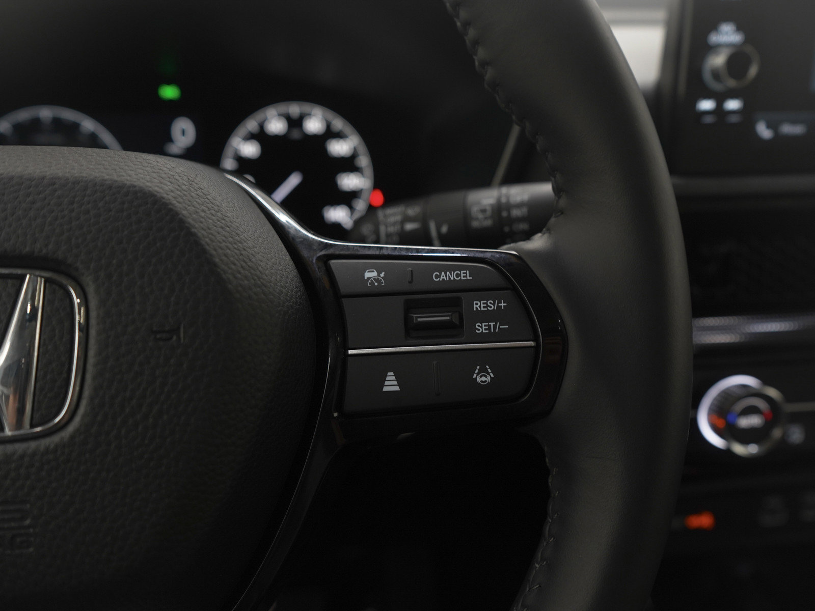 Used 2025 Honda CR-V EX-L image 26