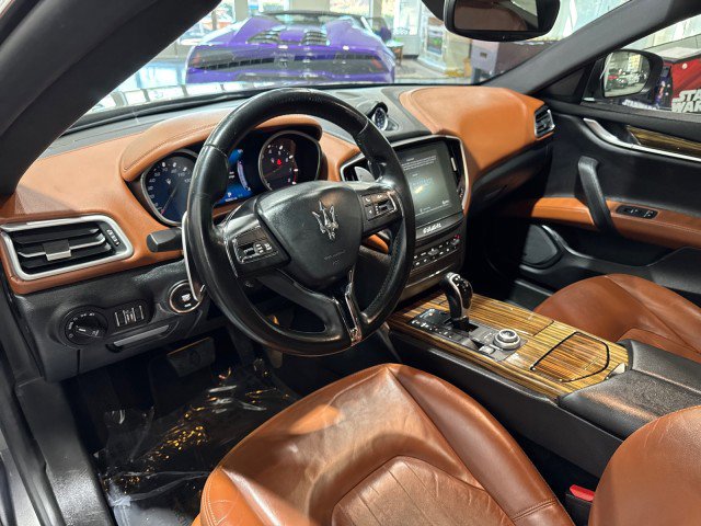 Used 2017 Maserati Ghibli S image 8