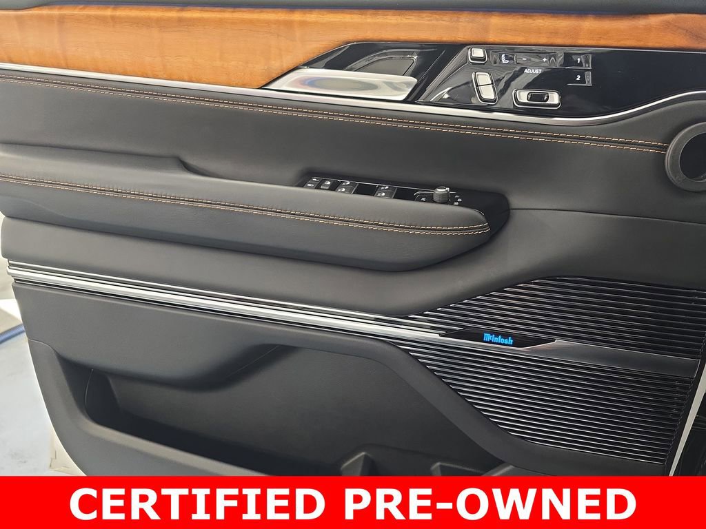 Used 2023 Jeep Grand Wagoneer Series III image 28