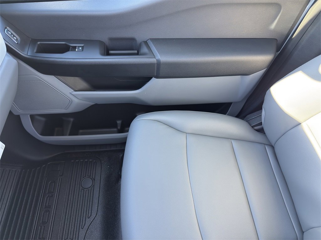 New 2026 Ford F250 XL image 28