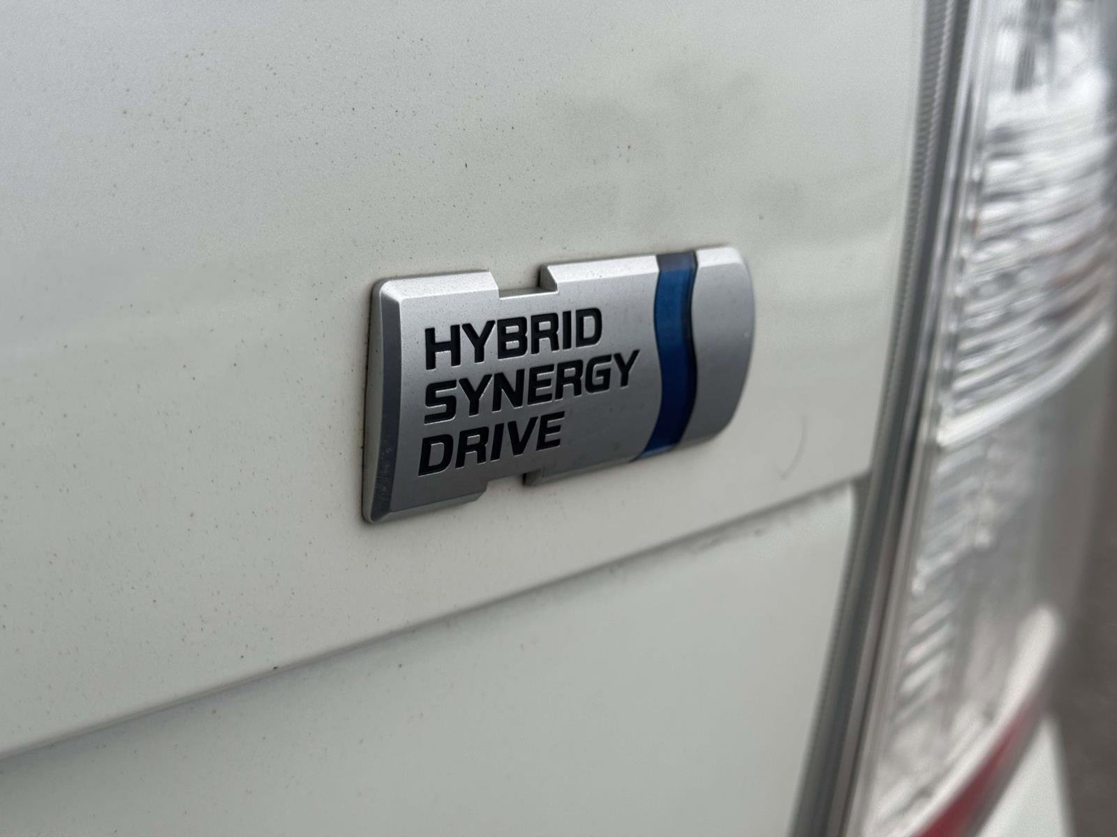 Used 2011 Toyota Prius Three image 9