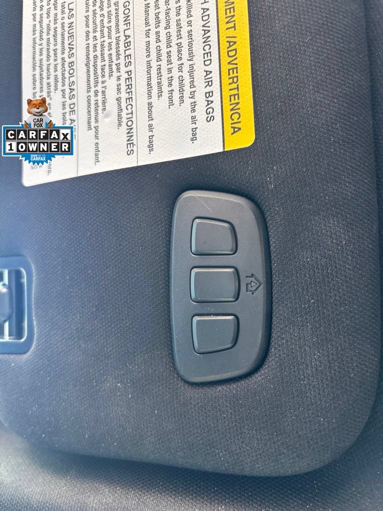 Used 2023 Ford Explorer Platinum w/ Technology Package AWD/4WD image 25