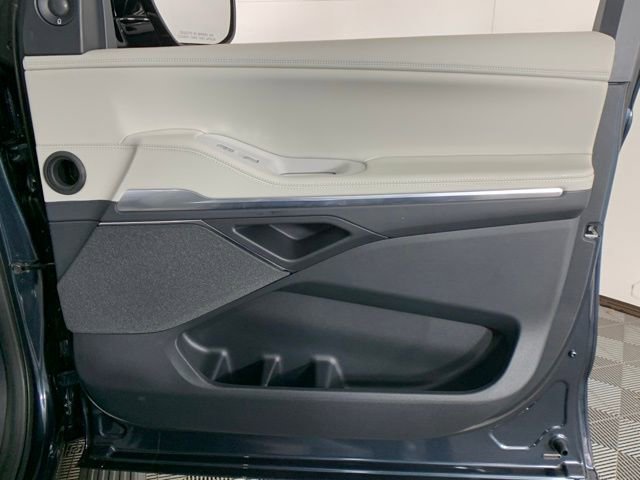 New 2025 Lincoln Navigator Reserve image 38