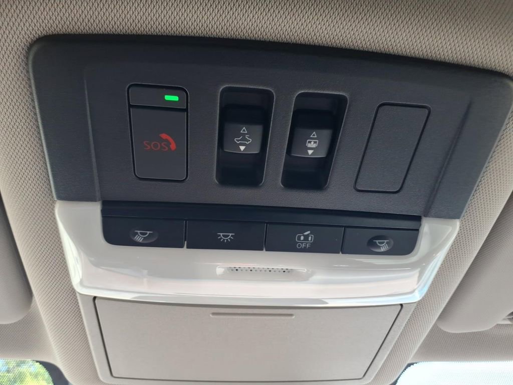 Used 2023 Nissan Rogue SL w/ SL Premium Package FWD image 27