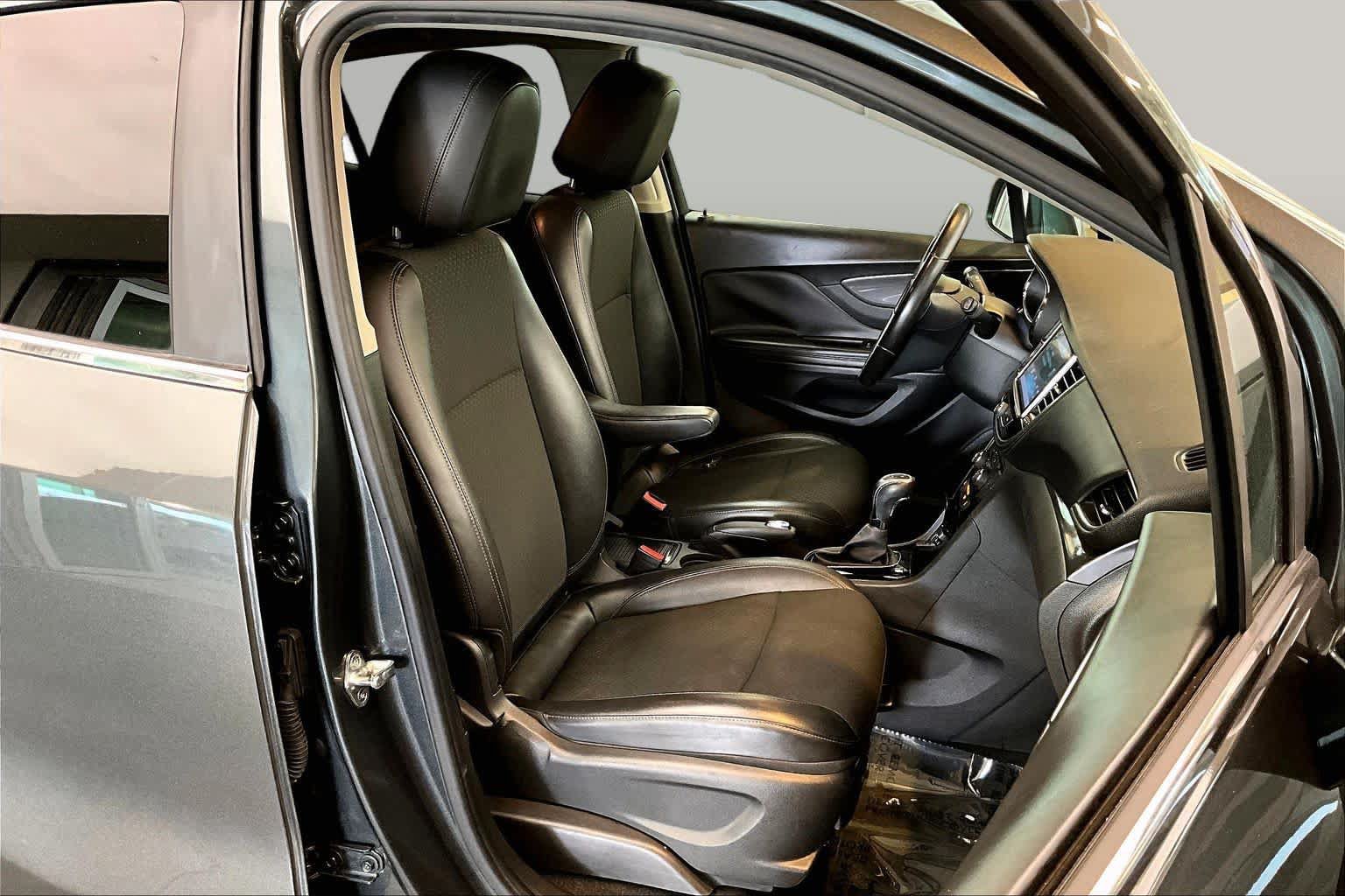 Used 2018 Buick Encore Preferred FWD image 8