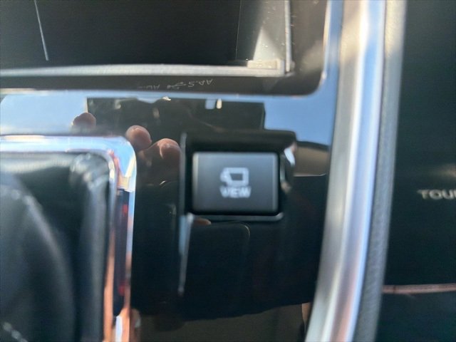 Used 2023 Subaru Outback Touring image 47