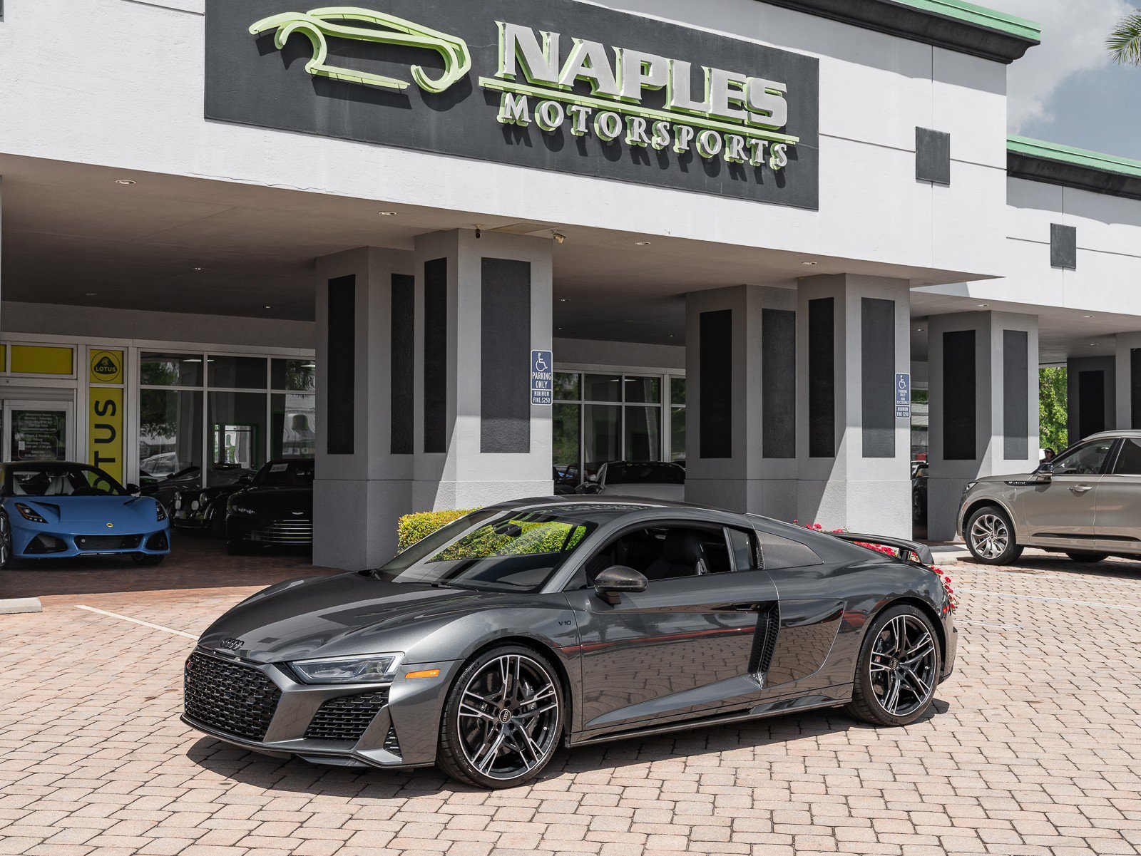 Used 2023 Audi R8 V10 performance image 16