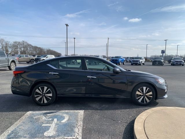 Used 2022 Nissan Altima 2.5 SV image 4
