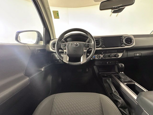 Used 2023 Toyota Tacoma SR5 AWD/4WD image 19