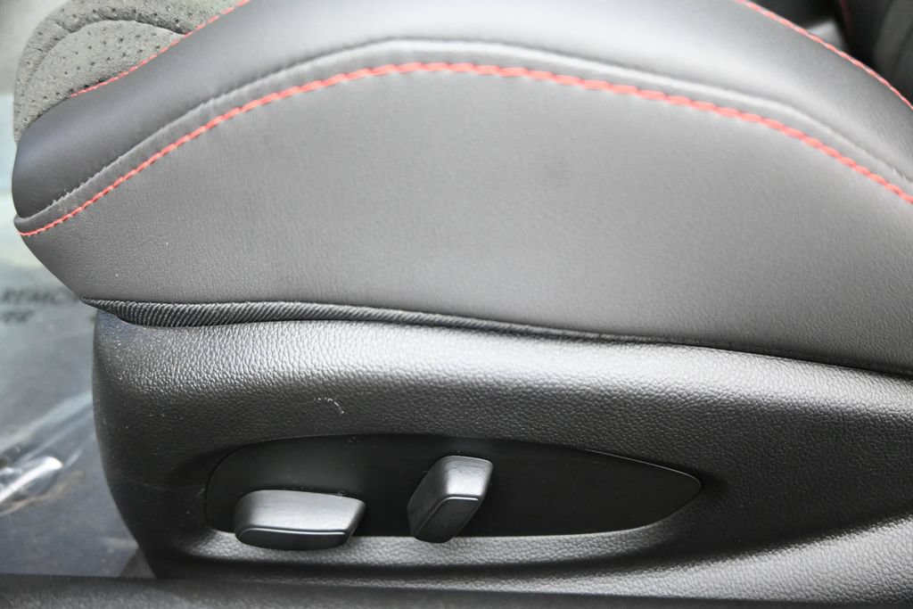 Used 2023 Chevrolet Camaro ZL1 RWD image 23
