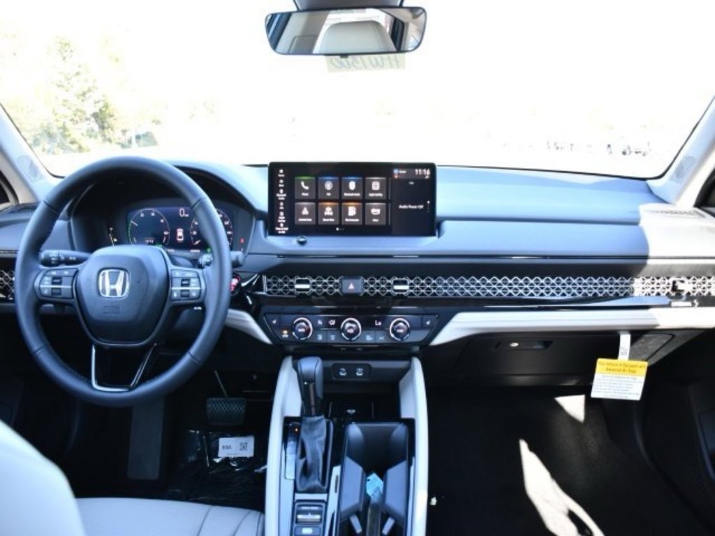 New 2025 Honda Accord EX-L image 21