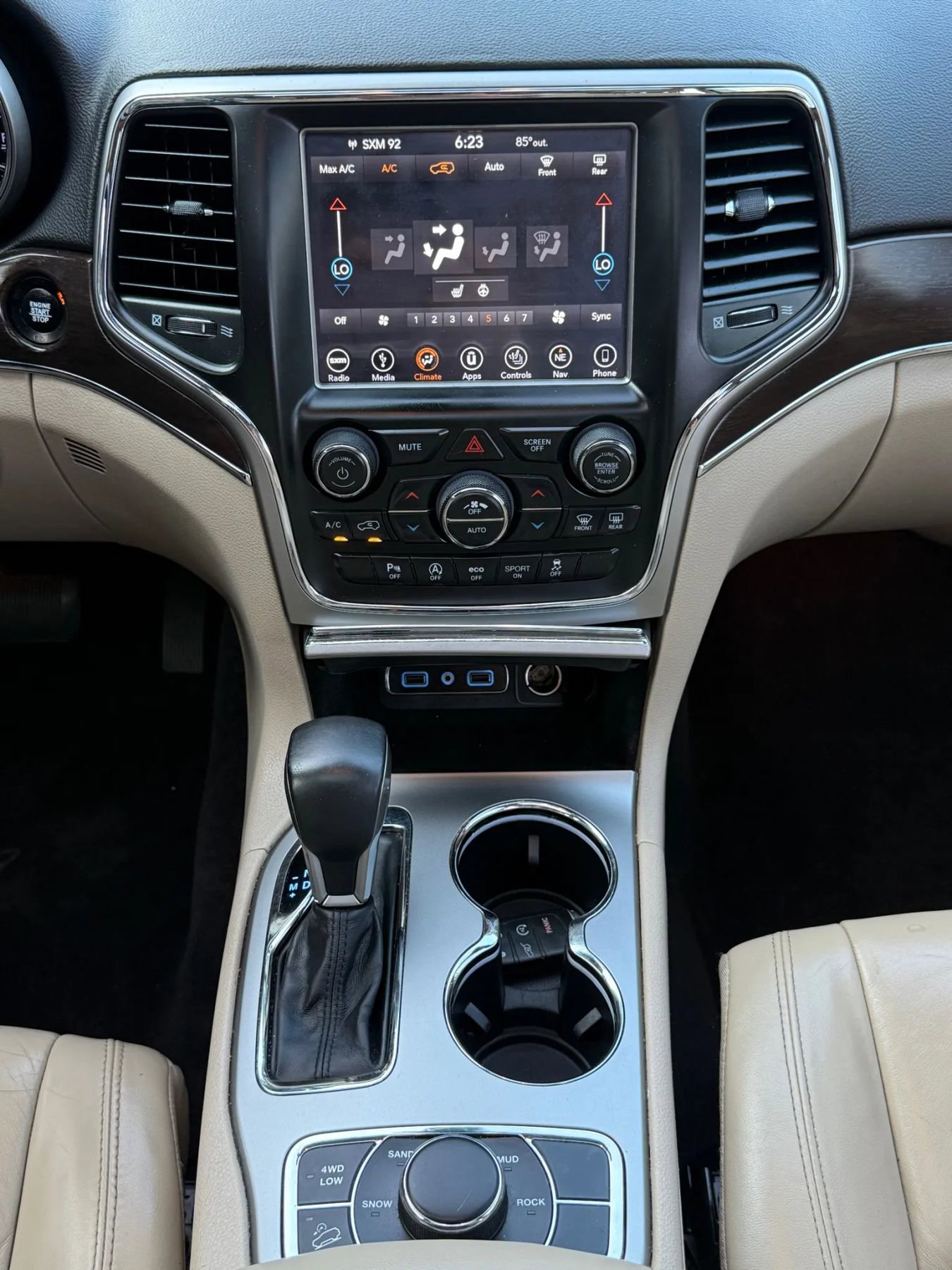 Used 2018 Jeep Grand Cherokee Limited image 20