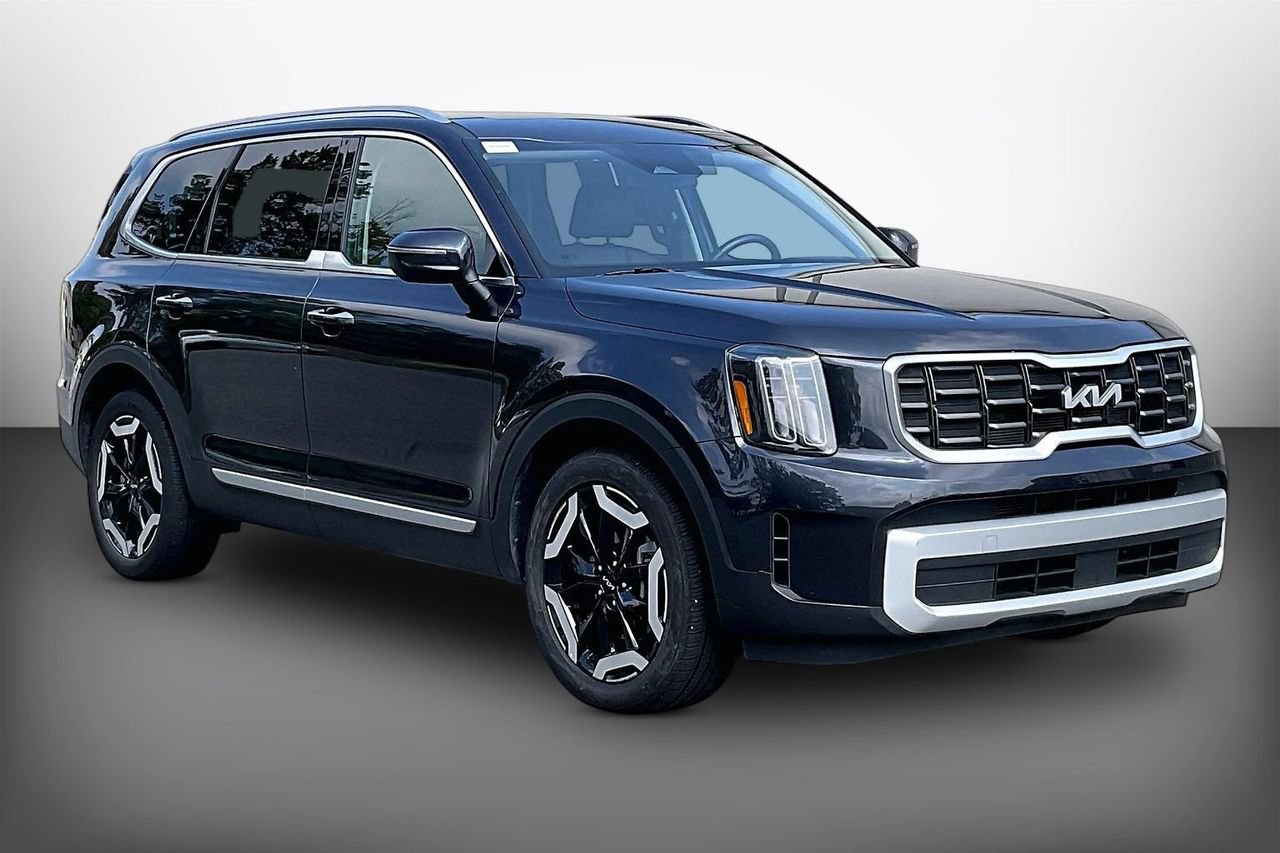 Used 2025 Kia Telluride S