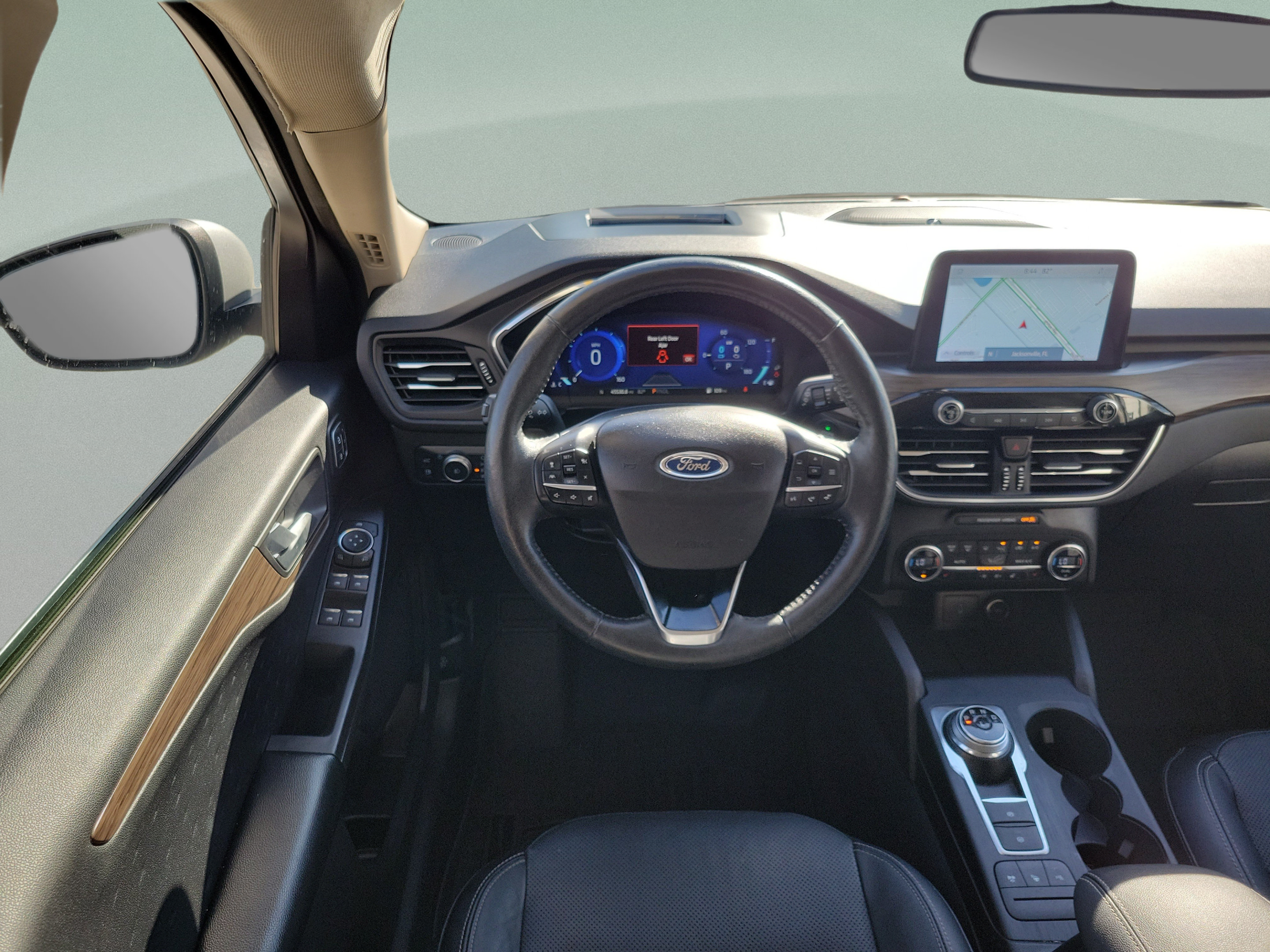 Used 2020 Ford Escape Titanium FWD image 22