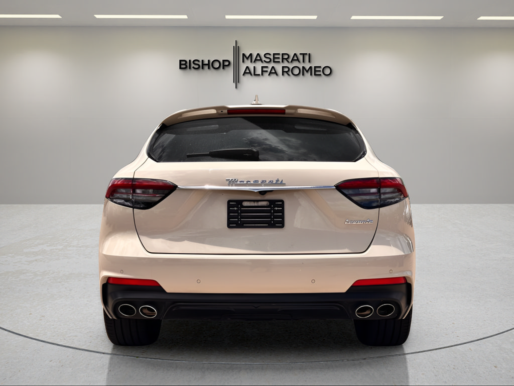 Used 2022 Maserati Levante Modena AWD/4WD image 5