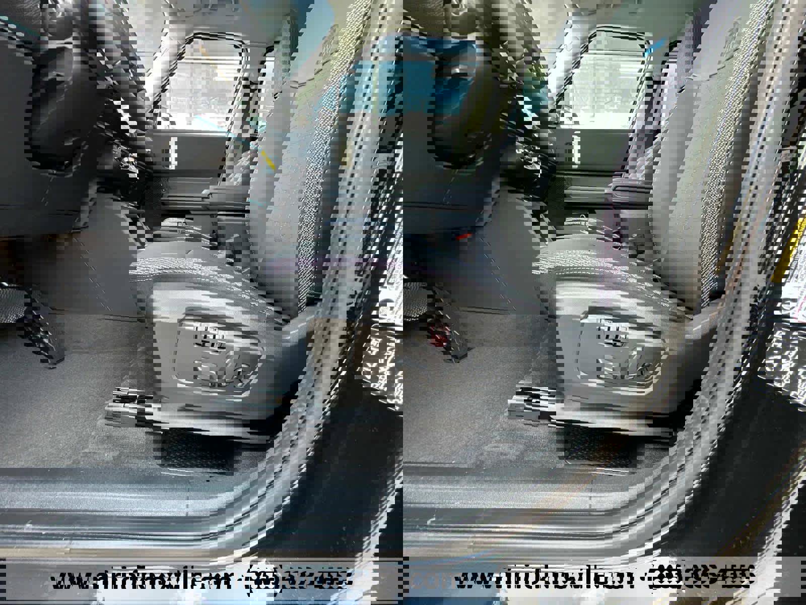 New 2025 MINI Cooper Countryman S w/ Comfort Package Max image 39