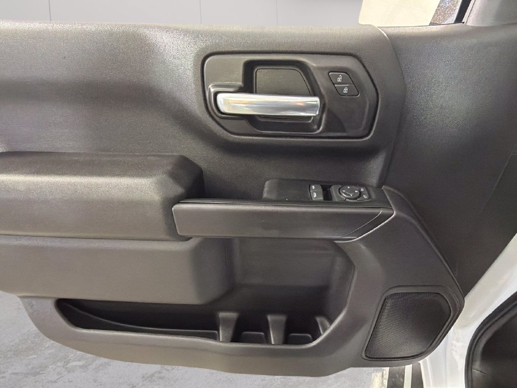 Certified 2025 Chevrolet Silverado 1500 W/T RWD image 42