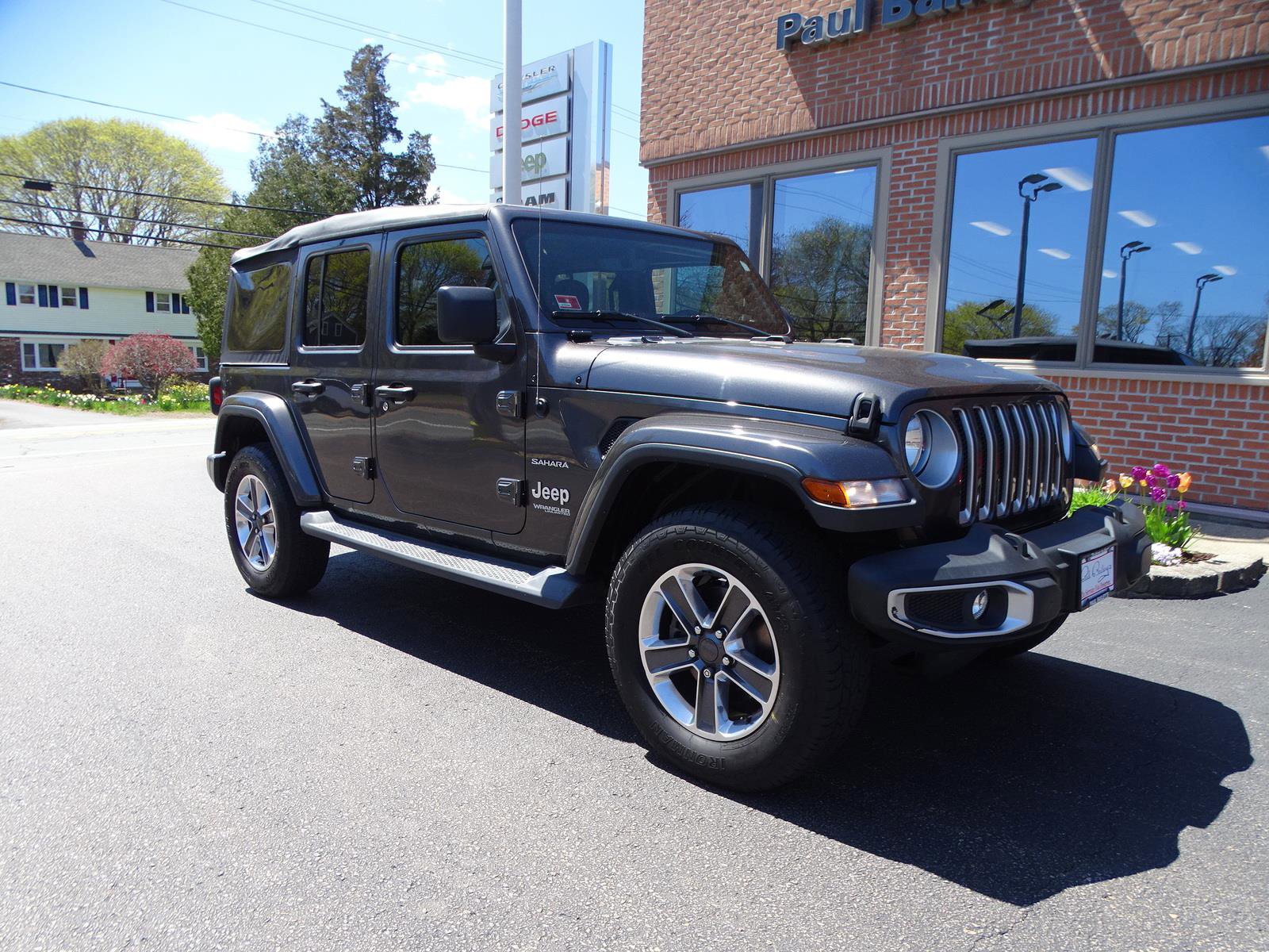 Used 2018 Jeep Wrangler Unlimited Sahara image 31