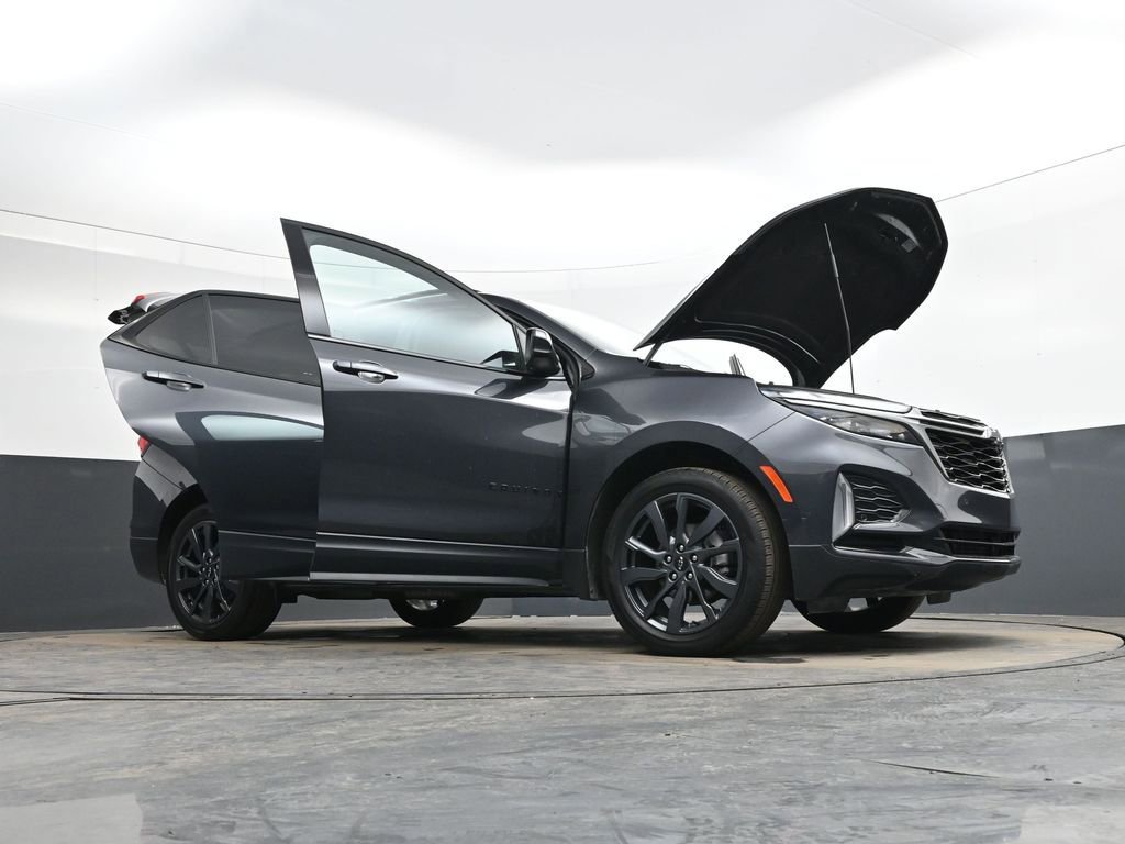 Used 2023 Chevrolet Equinox RS image 47