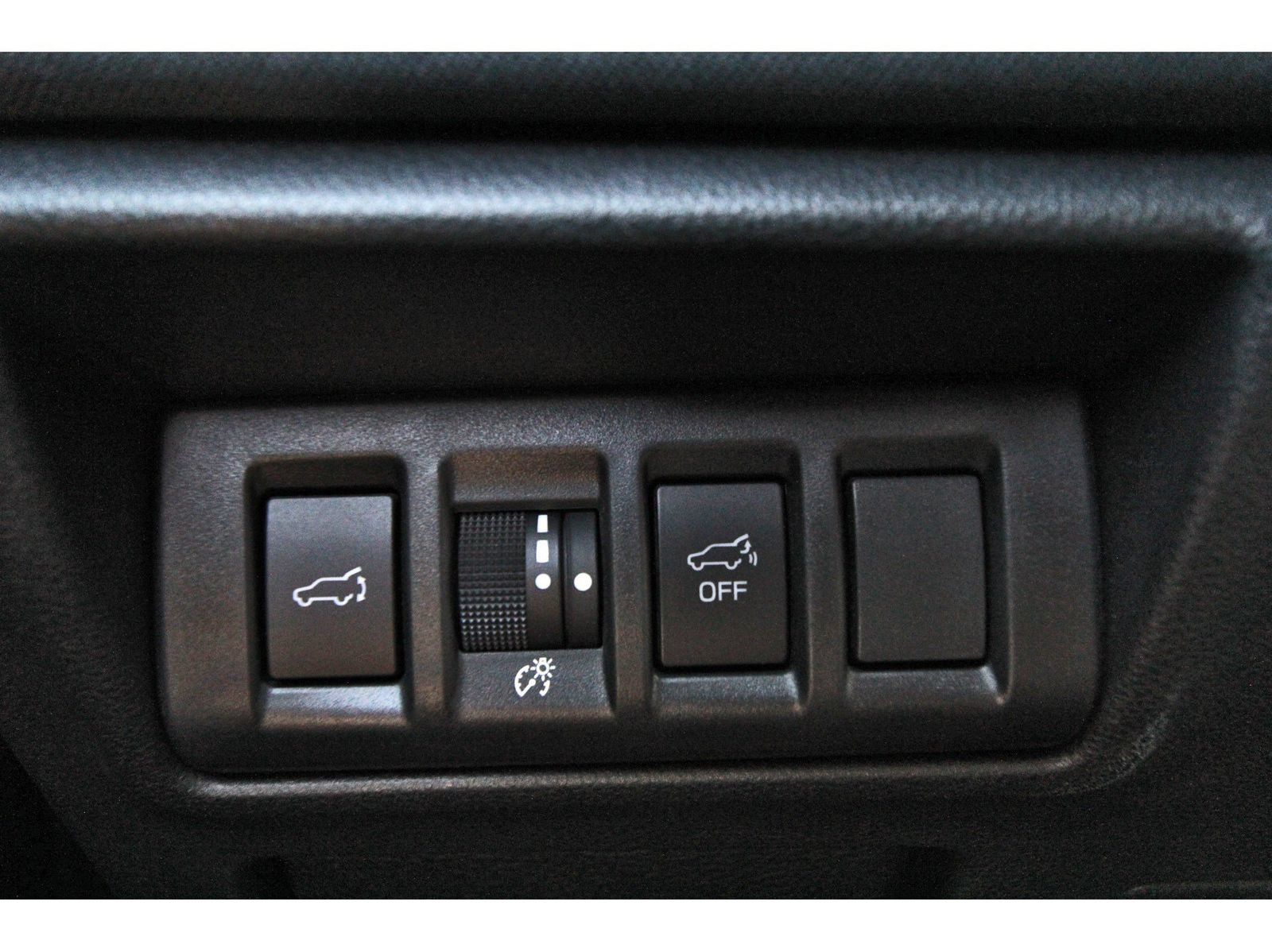 Used 2024 Subaru Outback Premium AWD/4WD image 19