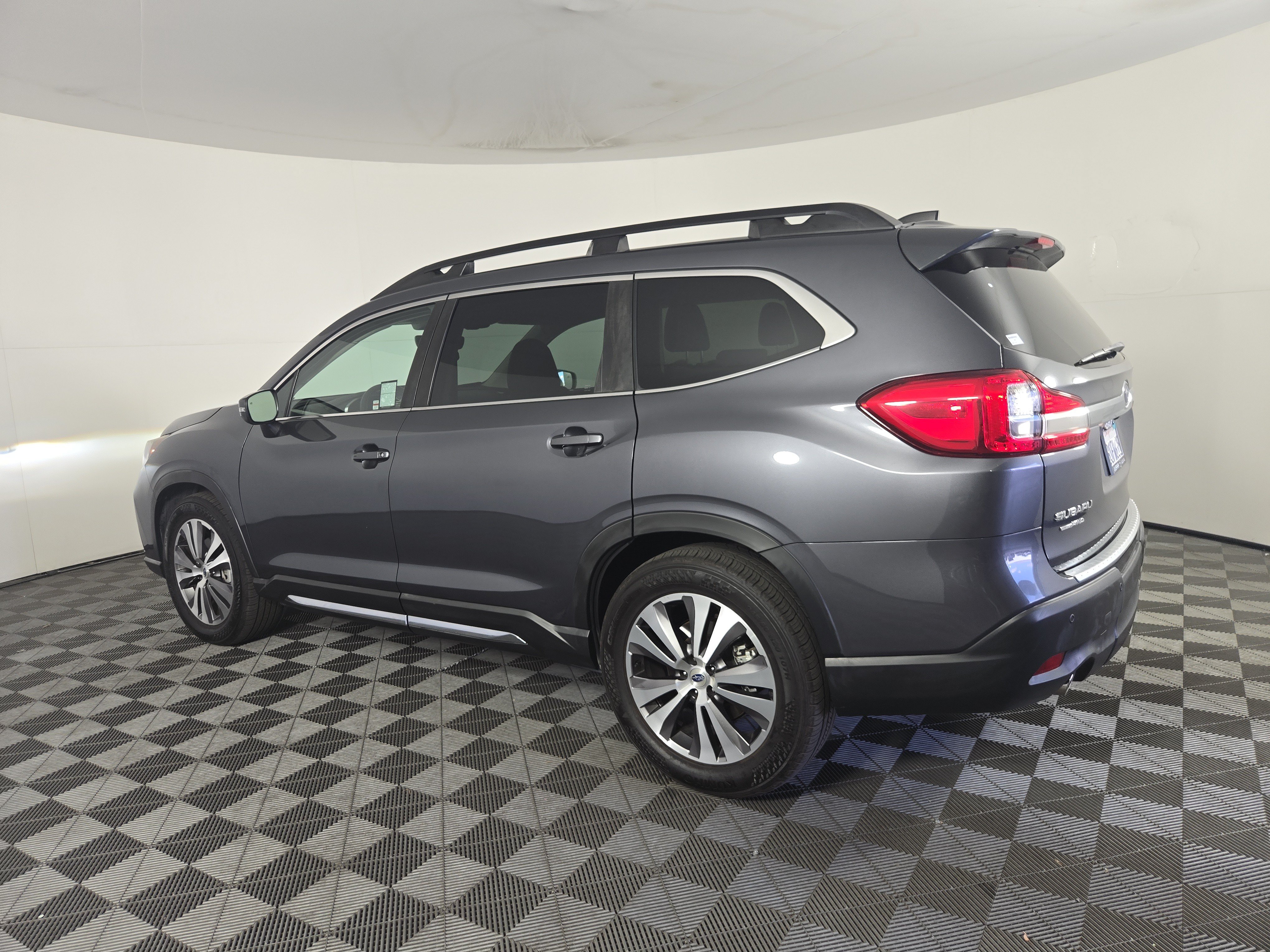 Used 2020 Subaru Ascent Limited AWD/4WD image 6