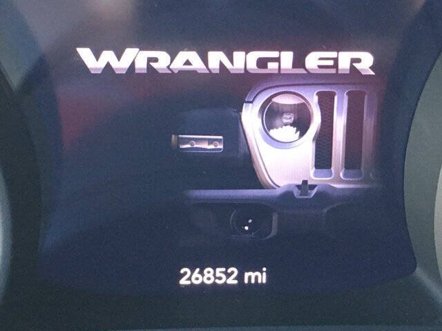 Used 2024 Jeep Wrangler Unlimited Sport AWD/4WD image 17