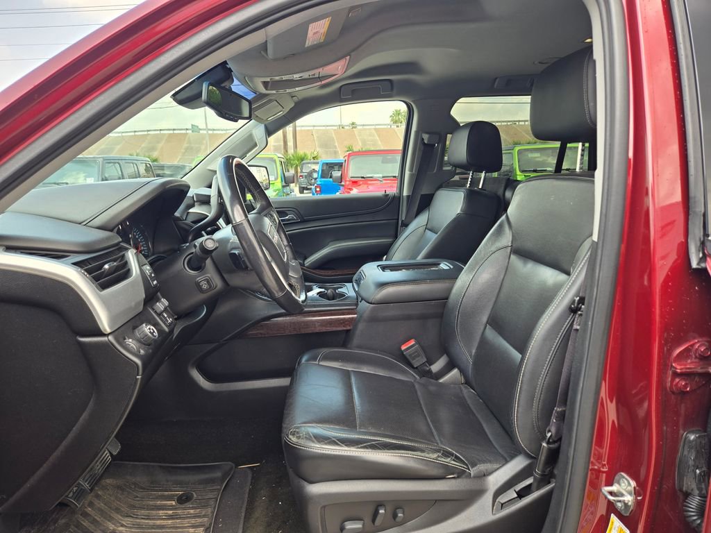 Used 2017 GMC Yukon SLT w/ HD Trailering Package RWD image 9